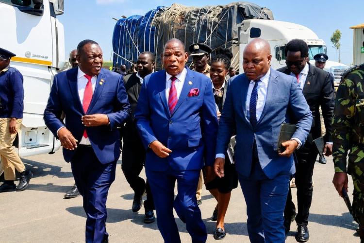 MINISTER MWANAMVEKHA COMMENDS MRA STAFF AT DEDZA BORDER 5
